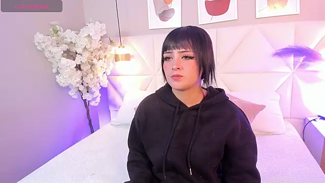 Adara  carter  online show from November 29, 2025, 3:17 am