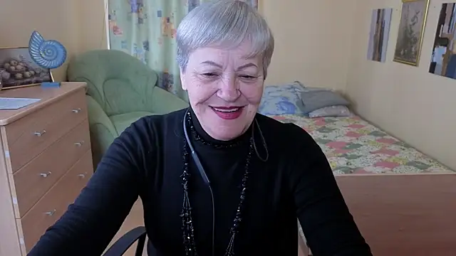Snapshot of Freya_Fable chatting on October 1, 2025, 8:19 am Freya Fable online show from October 1, 2025, 8:19 am