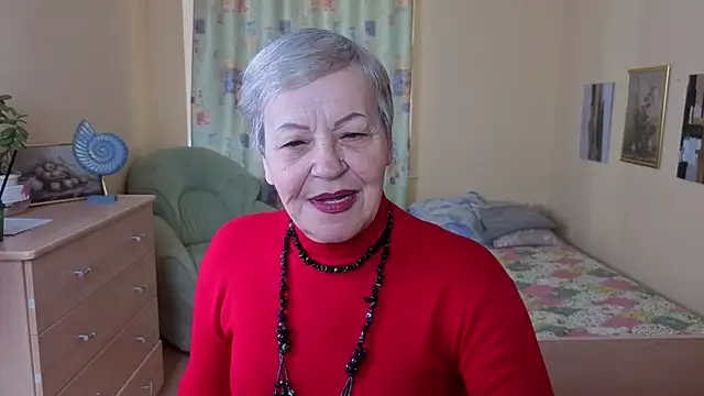 Snapshot of Freya_Fable chatting on October 3, 2025, 8:05 am Freya Fable online show from October 3, 2025, 8:05 am