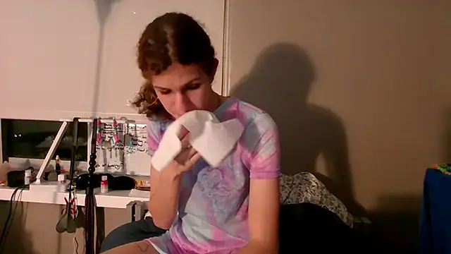 Snapshot of cuddlyavenue chatting on October 23, 2025, 1:26 am cuddlyavenue online show from October 23, 2025, 1:26 am