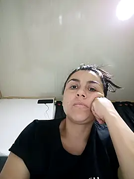 Snapshot of vanessa-titisM chatting on March 13, 2026, 4:28 am vanessa-titisM online show from March 13, 2026, 4:28 am