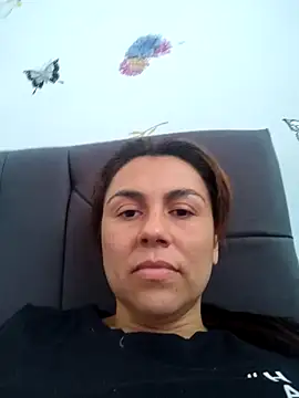 Snapshot of vanessa-titisM chatting on April 30, 2026, 6:26 pm vanessa-titisM online show from April 30, 2026, 6:26 pm