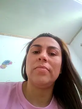 Snapshot of vanessa-titisM chatting on April 25, 2026, 5:10 pm vanessa-titisM online show from April 25, 2026, 5:10 pm