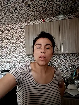 vanessa-titisM online show from February 21, 2026, 4:20 pm