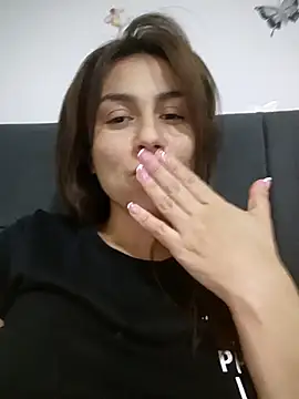 Snapshot of vanessa-titisM chatting on March 19, 2026, 3:06 am vanessa-titisM online show from March 19, 2026, 3:06 am