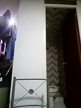 Snapshot of vanessa-titisM chatting on September 20, 2025, 11:54 pm vanessa-titisM online show from September 20, 2025, 11:54 pm