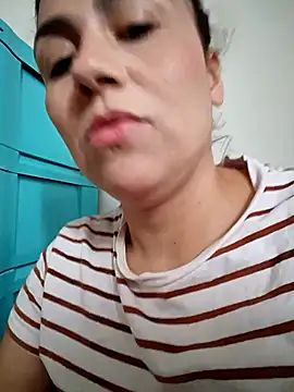 Snapshot of vanessa-titisM chatting on October 5, 2025, 8:10 pm vanessa-titisM online show from October 5, 2025, 8:10 pm