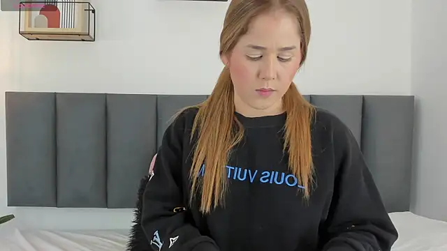 Snapshot of dulce_mmg chatting on November 18, 2025, 7:17 pm dulce mmg online show from November 18, 2025, 7:17 pm