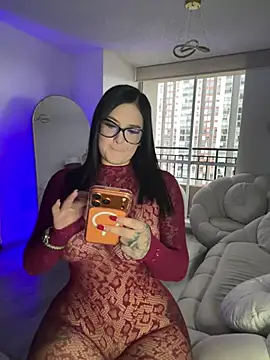 Snapshot of GabyMejiaa chatting on June 30, 2026, 10:54 pm GabyMejiaa online show from June 30, 2026, 10:54 pm