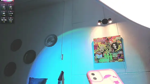 Snapshot of ashlynnlowe_ chatting on October 6, 2025, 8:09 pm ashlynnlowe  online show from October 6, 2025, 8:09 pm