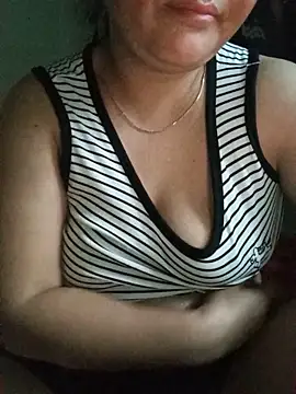 Snapshot of Tamara-a chatting on May 31, 2026, 10:43 pm Tamara-a online show from May 31, 2026, 10:43 pm