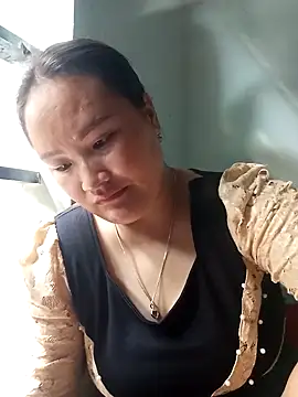 Snapshot of Tamara-a chatting on May 2, 2026, 1:33 am Tamara-a online show from May 2, 2026, 1:33 am