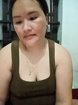 Snapshot of Tamara-a chatting on May 12, 2026, 1:06 pm Tamara-a online show from May 12, 2026, 1:06 pm