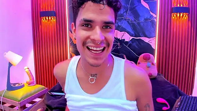 Snapshot of Lucky_boys__X chatting on February 15, 2026, 8:30 pm Lucky boys X online show from February 15, 2026, 8:30 pm