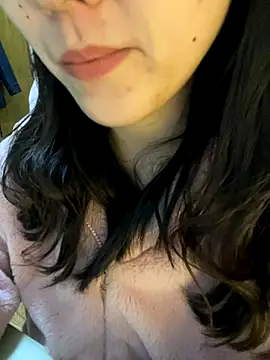 Snapshot of ruiki666 chatting on November 21, 2025, 4:06 pm ruiki666 online show from November 21, 2025, 4:06 pm