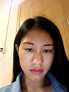 luy-xinh02 online show from October 1, 2025, 12:53 pm