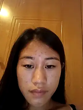 luy-xinh02 online show from September 14, 2025, 1:33 pm