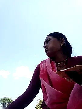 Snapshot of Suman_ji1 chatting on September 23, 2025, 7:59 am Suman ji1 online show from September 23, 2025, 7:59 am