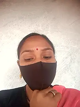 Snapshot of Suman_ji1 chatting on January 13, 2026, 10:30 am Suman ji1 online show from January 13, 2026, 10:30 am