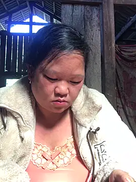 Snapshot of riso-00 chatting on November 30, 2025, 4:57 am riso-00 online show from November 30, 2025, 4:57 am