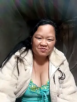 Snapshot of riso-00 chatting on November 13, 2025, 2:48 am riso-00 online show from November 13, 2025, 2:48 am