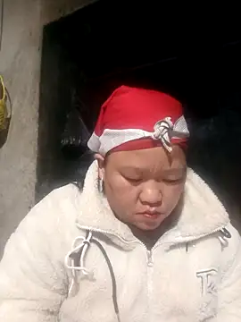 riso-00 online show from February 12, 2026, 1:16 am