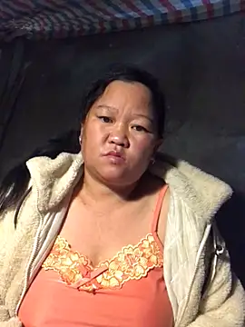 Snapshot of riso-00 chatting on November 23, 2025, 4:44 am riso-00 online show from November 23, 2025, 4:44 am