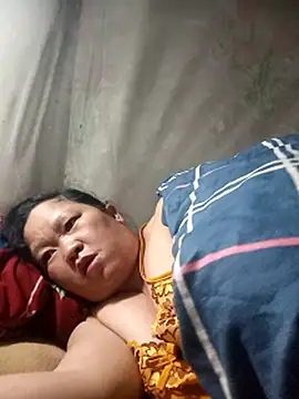 riso-00 online show from December 19, 2025, 4:20 pm