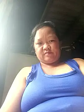 Snapshot of riso-00 chatting on October 1, 2025, 3:55 am riso-00 online show from October 1, 2025, 3:55 am