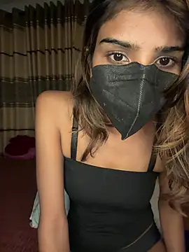 Mira SL online show from February 22, 2026, 7:48 pm