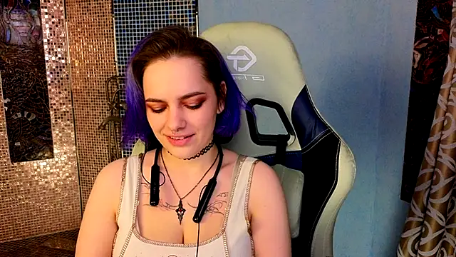 Snapshot of Eniferi chatting on November 30, 2025, 1:01 pm Eniferi online show from November 30, 2025, 1:01 pm