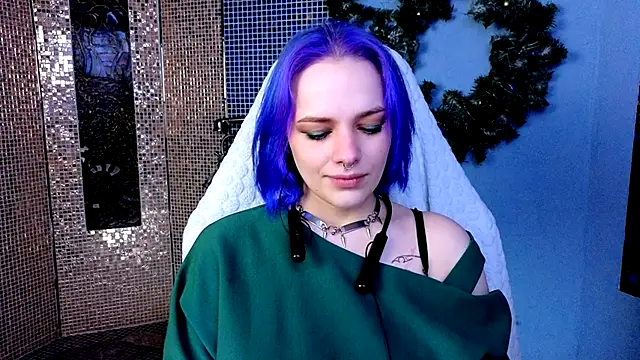 Snapshot of Eniferi chatting on January 16, 2026, 4:55 pm Eniferi online show from January 16, 2026, 4:55 pm