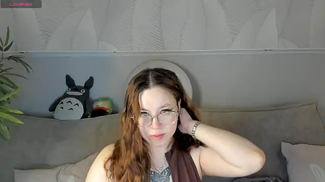 Krysadapp online show from April 9, 2026, 11:55 pm