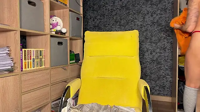 Snapshot of AzureEyes chatting on January 17, 2026, 3:37 pm AzureEyes online show from January 17, 2026, 3:37 pm