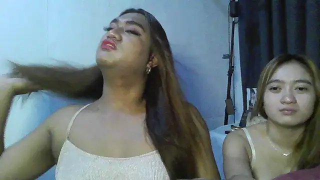 Snapshot of Elysia_Fox chatting on May 26, 2026, 6:44 am Elysia Fox online show from May 26, 2026, 6:44 am