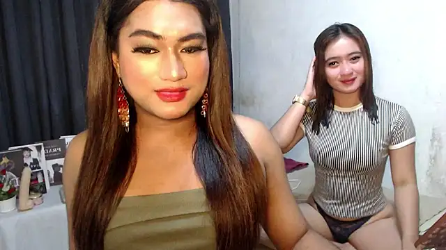 Elysia Fox online show from March 16, 2026, 6:39 am