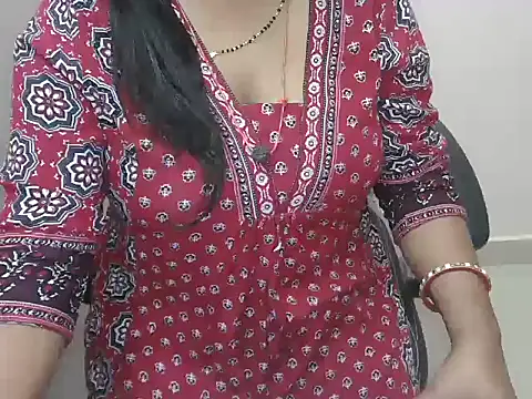 Snapshot of bold_naina chatting on October 29, 2025, 3:38 am bold naina online show from October 29, 2025, 3:38 am