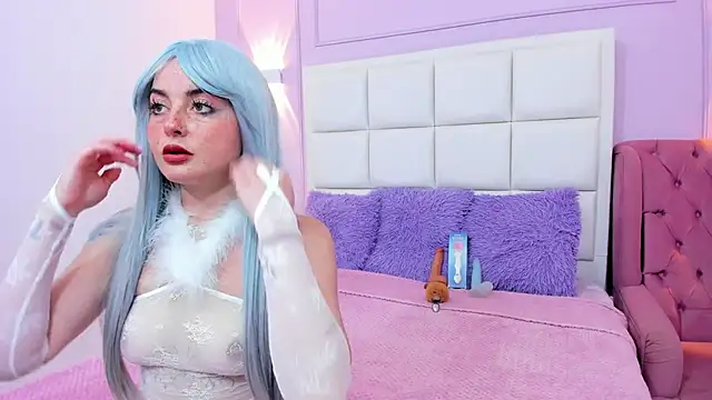 Snapshot of Ashleypetit chatting on November 21, 2025, 12:26 pm Ashleypetit online show from November 21, 2025, 12:26 pm