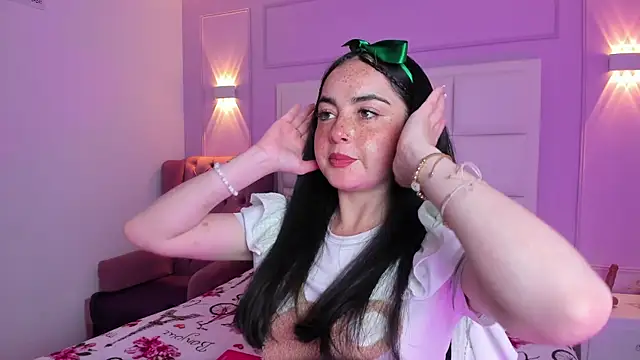 Snapshot of Ashleypetit chatting on June 26, 2026, 12:55 pm Ashleypetit online show from June 26, 2026, 12:55 pm