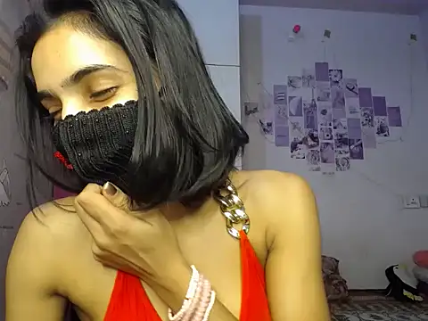 Snapshot of Sweetangle24 chatting on October 5, 2025, 8:10 pm Sweetangle24 online show from October 5, 2025, 8:10 pm