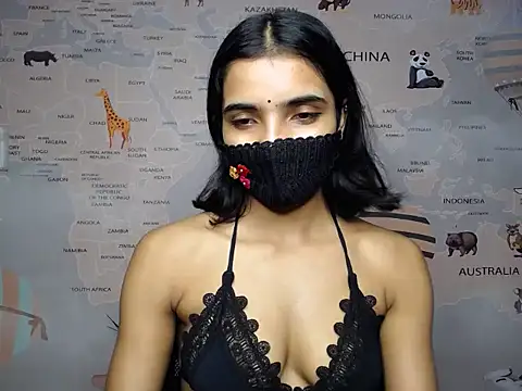 Snapshot of Sweetangle24 chatting on September 17, 2025, 10:28 am Sweetangle24 online show from September 17, 2025, 10:28 am