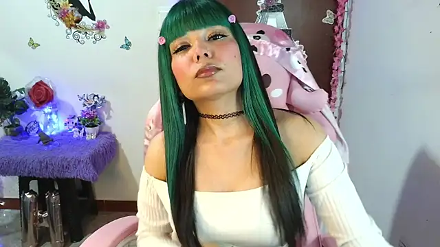 Snapshot of Maron_baez_18 chatting on March 17, 2026, 6:38 am Maron baez 18 online show from March 17, 2026, 6:38 am