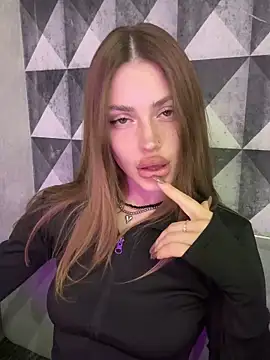 Snapshot of Elizabeth_Tay chatting on April 2, 2026, 6:03 pm Elizabeth Tay online show from April 2, 2026, 6:03 pm