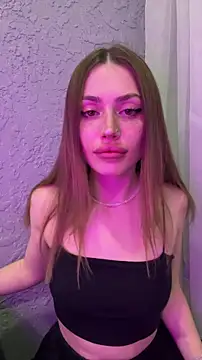 Snapshot of Elizabeth_Tay chatting on February 25, 2026, 6:08 pm Elizabeth Tay online show from February 25, 2026, 6:08 pm