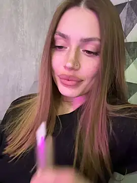 Snapshot of Elizabeth_Tay chatting on March 17, 2026, 6:44 pm Elizabeth Tay online show from March 17, 2026, 6:44 pm