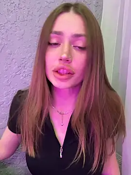 Snapshot of Elizabeth_Tay chatting on February 26, 2026, 5:46 pm Elizabeth Tay online show from February 26, 2026, 5:46 pm