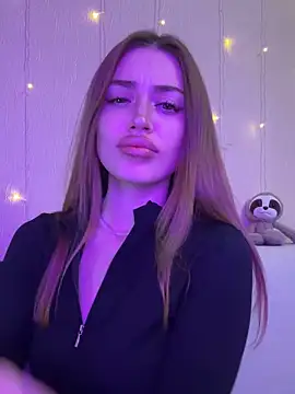 Snapshot of Elizabeth_Tay chatting on December 18, 2025, 6:34 pm Elizabeth Tay online show from December 18, 2025, 6:34 pm