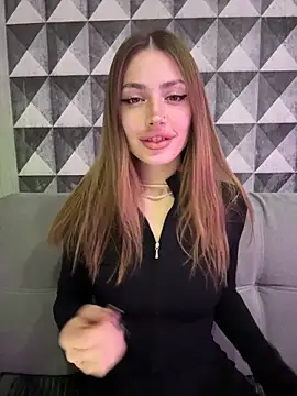 Snapshot of Elizabeth_Tay chatting on March 1, 2026, 5:35 pm Elizabeth Tay online show from March 1, 2026, 5:35 pm