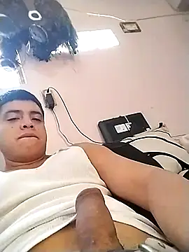 reycam97 online show from March 3, 2026, 3:08 pm