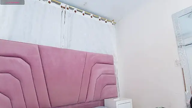 miajhonsonx online show from March 23, 2026, 9:03 pm